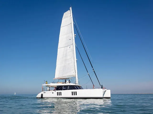 SUNREEF 62 ARC