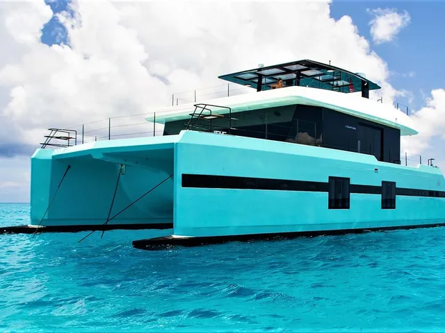 SUNREEF 68 SUPREME