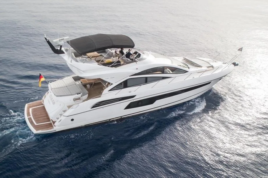 SUNSEEKER 68 SPORT YACHT - Image 1