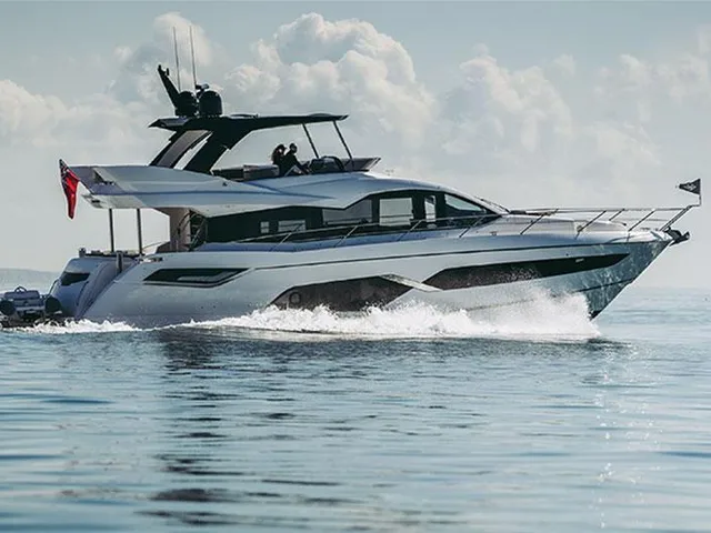 SUNSEEKER MANHATTAN 68