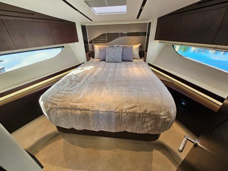 SUNSEEKER PREDATOR 60 - Image 3