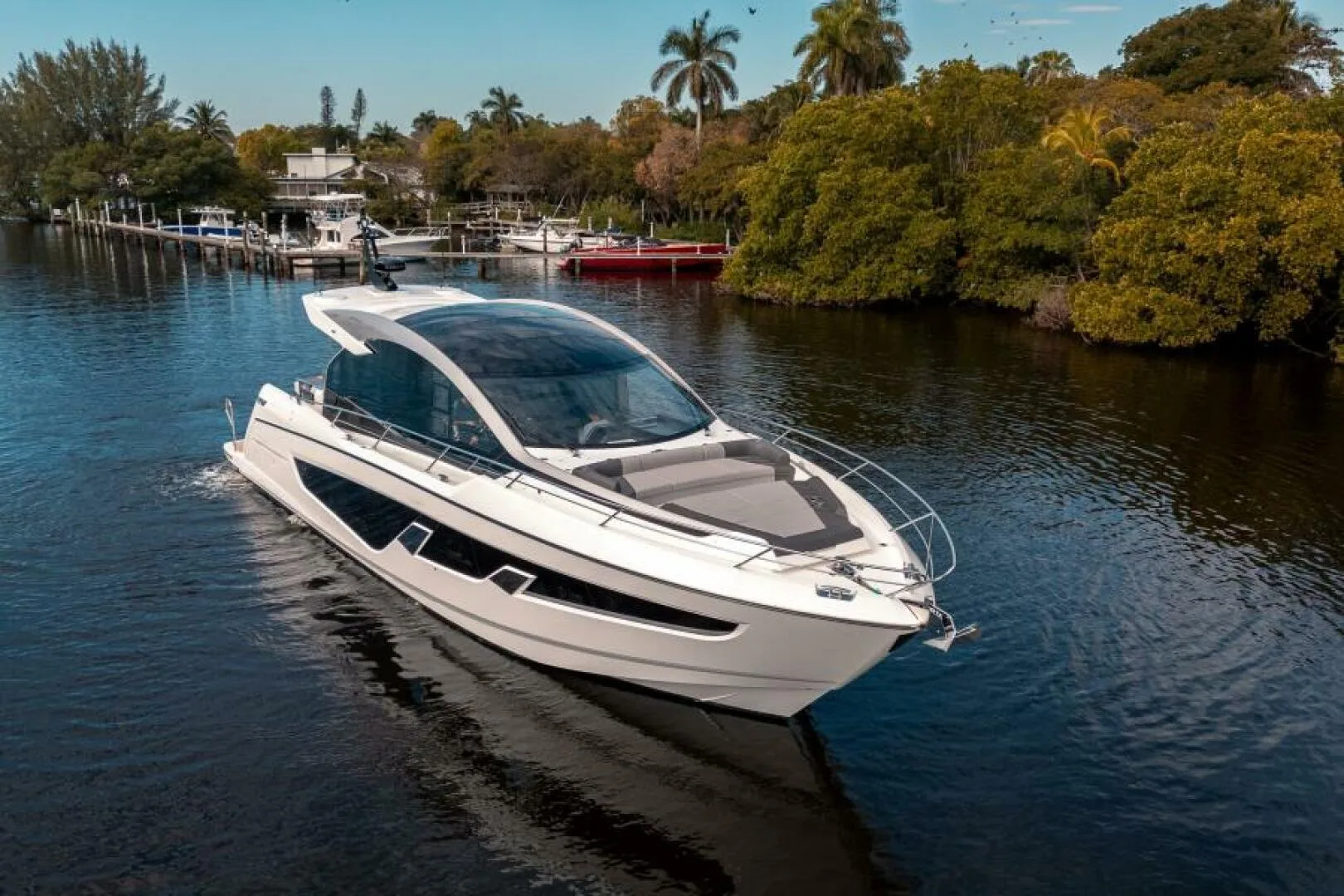 SUNSEEKER PREDATOR 65 - Image 3