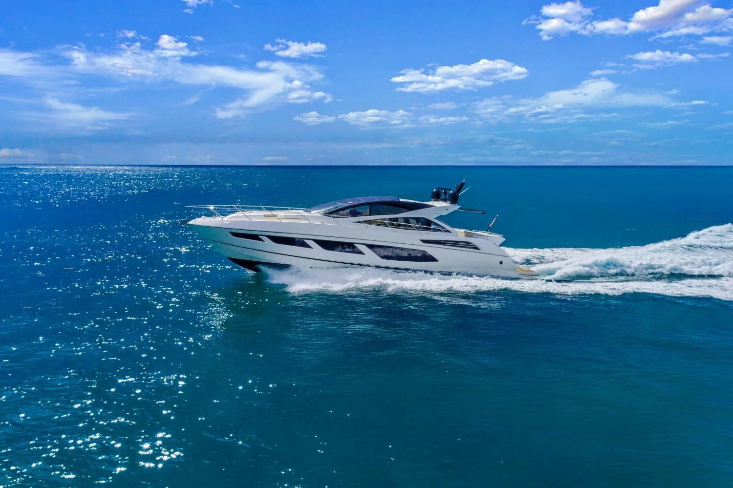 SUNSEEKER PREDATOR 68 - Image 1