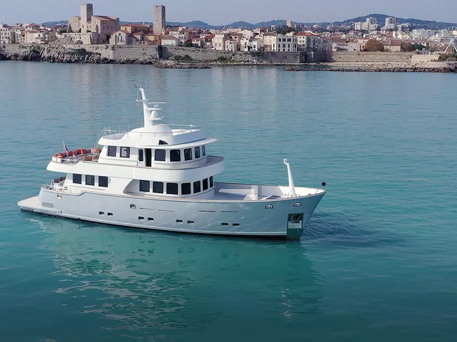 TERRANOVA YACHTS T85