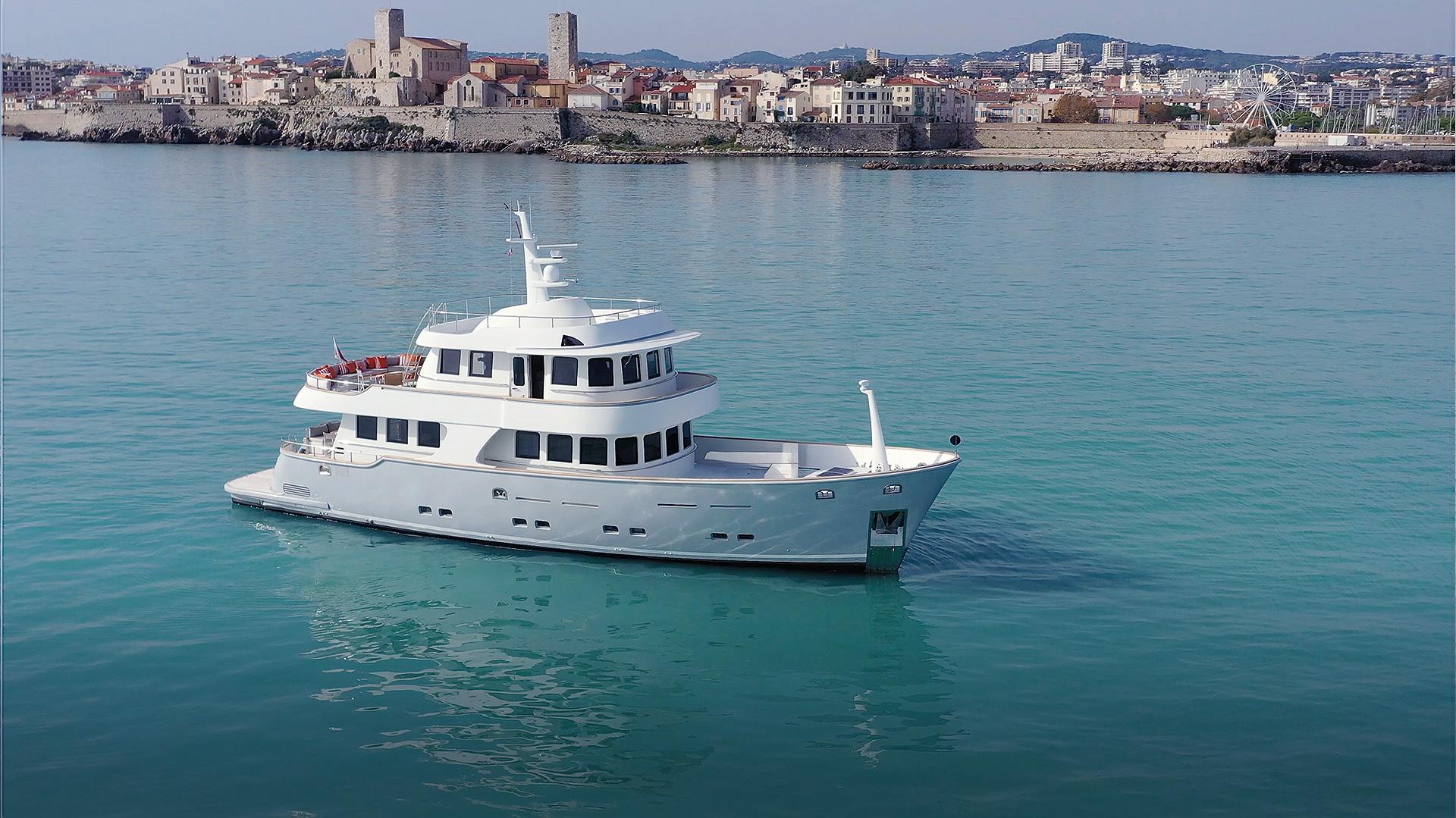 TERRANOVA YACHTS T85 - Image 1