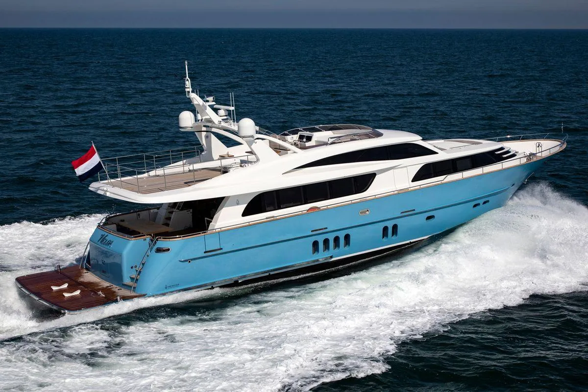 VAN DER VALK HELGA - Image 3