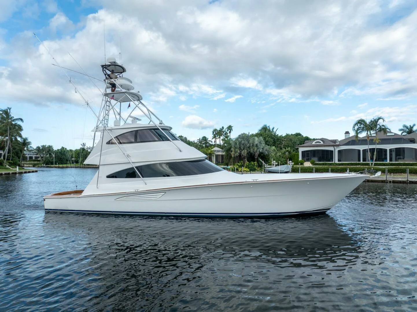 VIKING 68 ENCLOSED BRIDGE CONVERTIBLE - Image 1