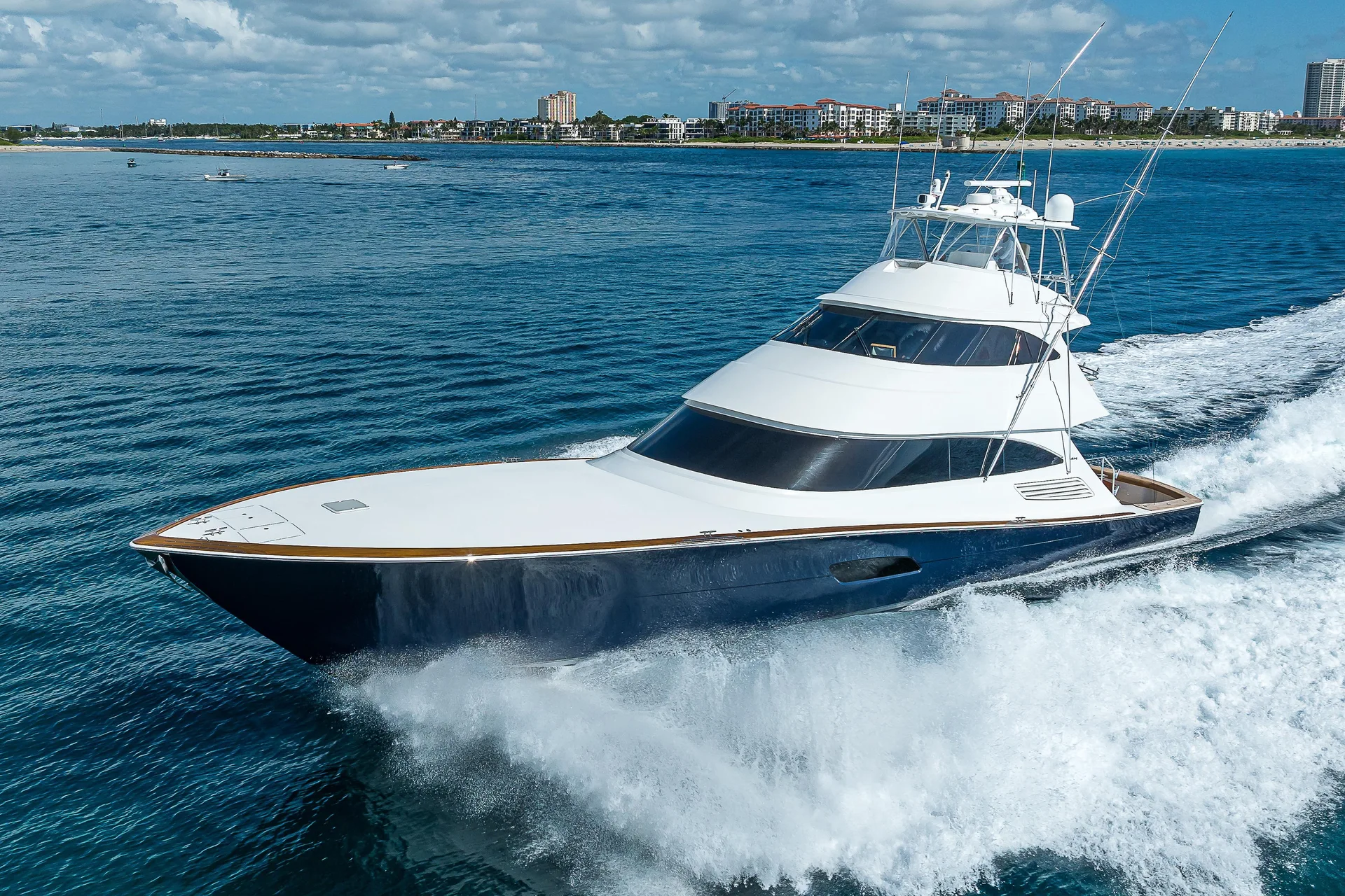 VIKING 92 SKY BRIDGE - Image 1