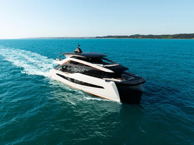 WIDER WIDERCAT 92