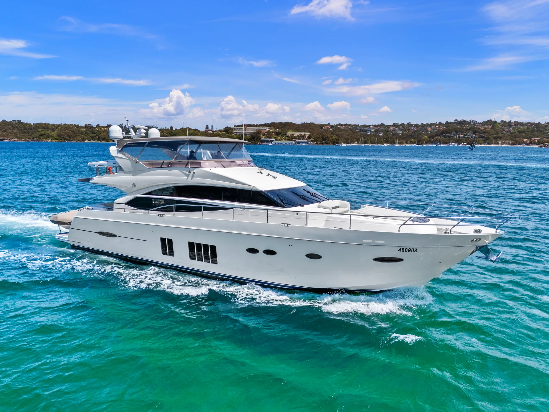 2011 PRINCESS 72 MOTOR YACHT - Image 3