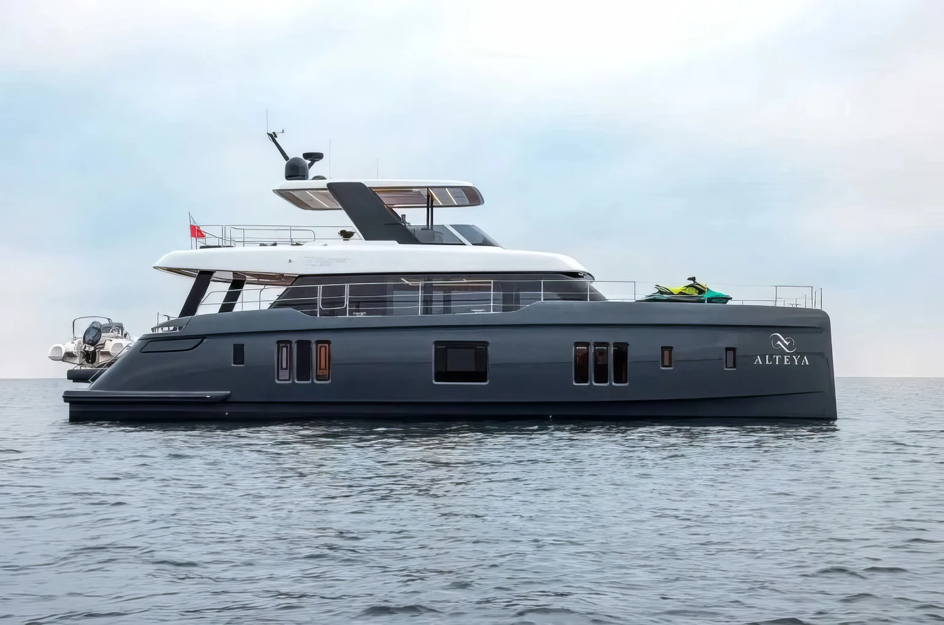 70 SUNREEF POWER - Image 1