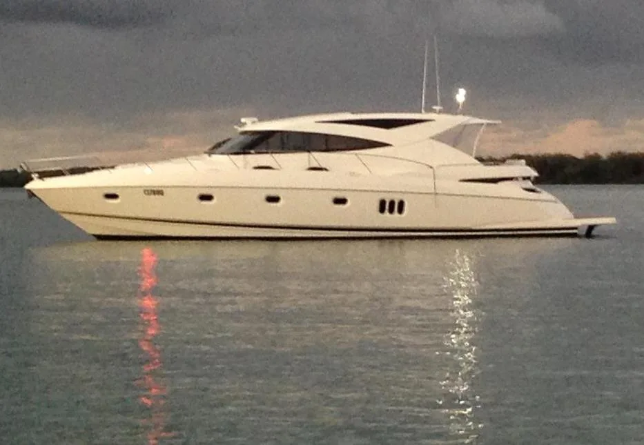 2015 RIVIERA 5800 - Image 1