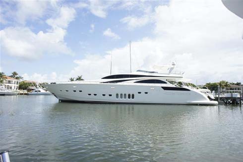 105' LEOPARD MOTOR YACHT - Image 1