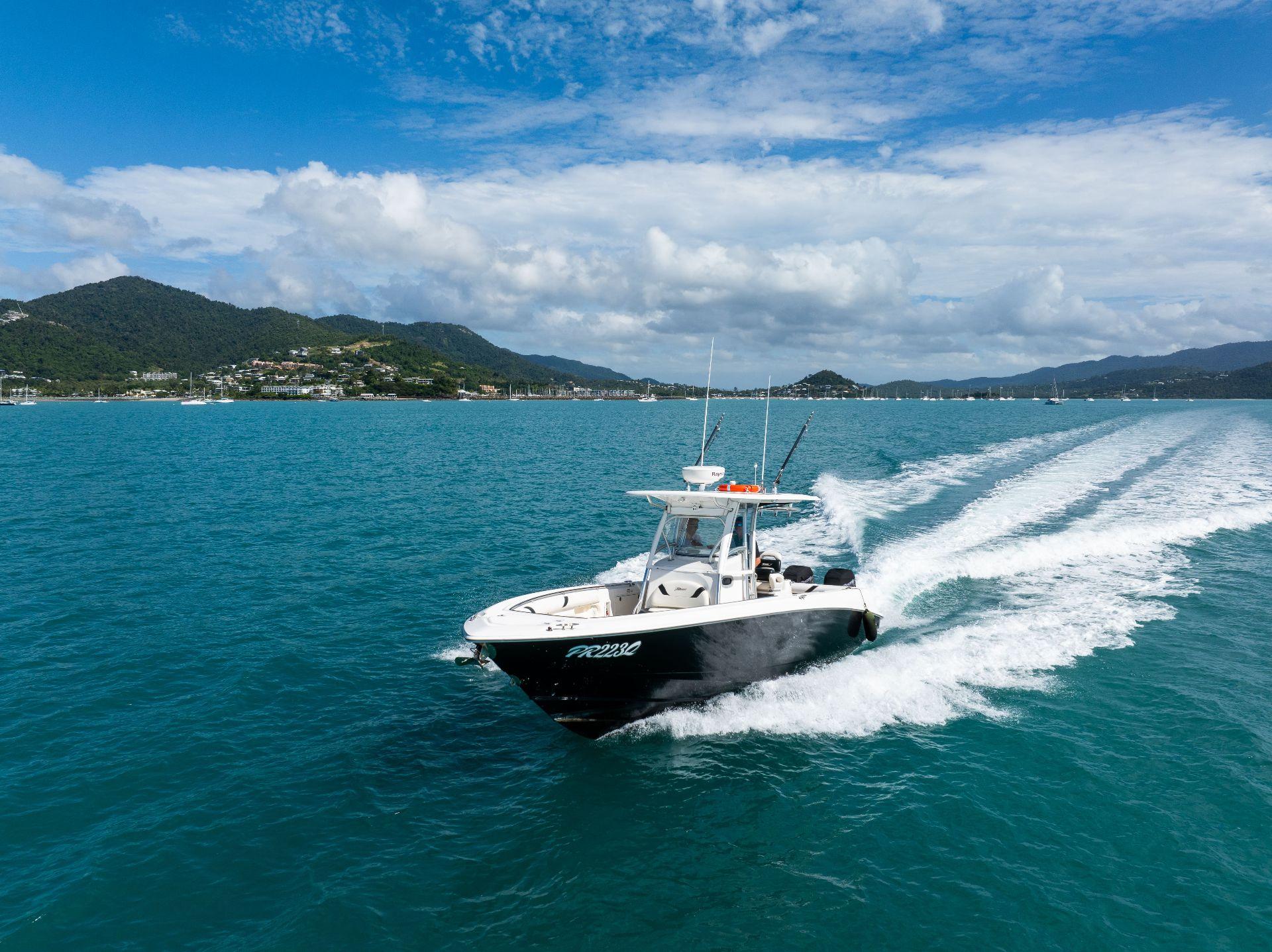 BOSTON WHALER OUTRAGE 320 - Image 1