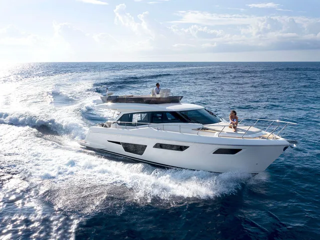 FERRETTI YACHTS 500
