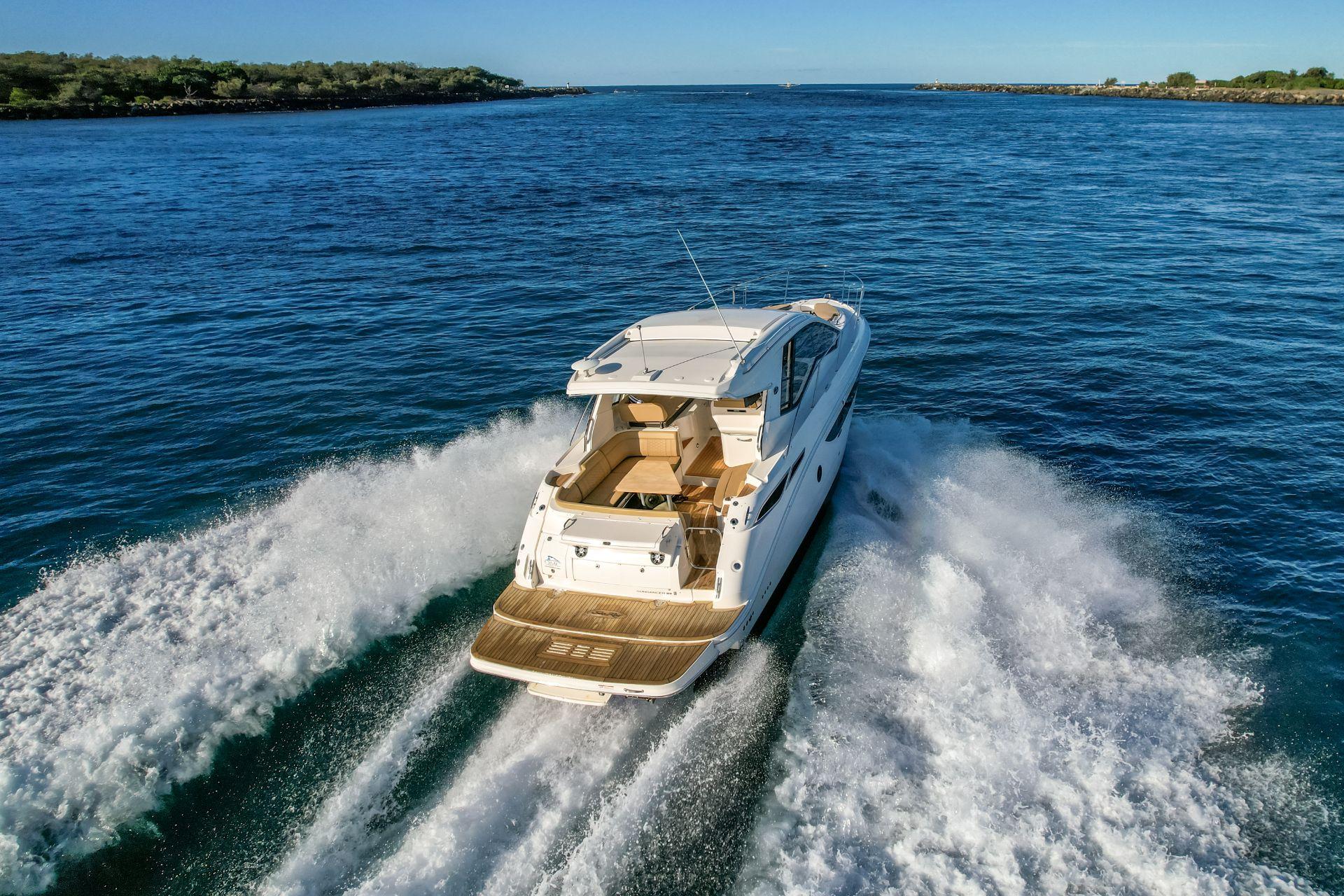 2020 SEA RAY 350 SUNDANCER COUPE - Image 3