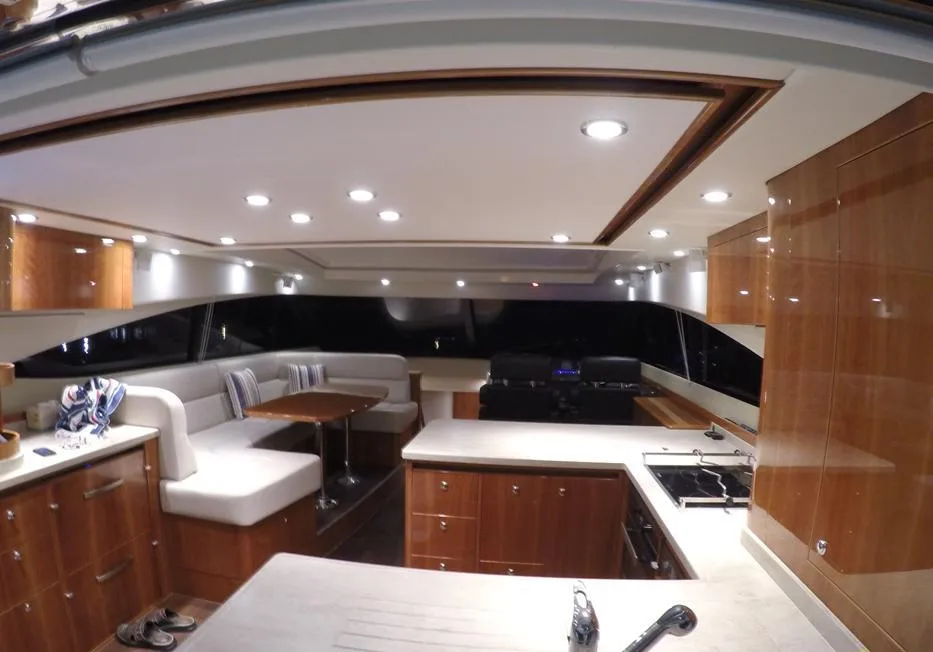 2015 RIVIERA 5800 - Image 3