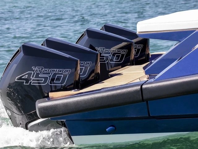 Yacht image 10