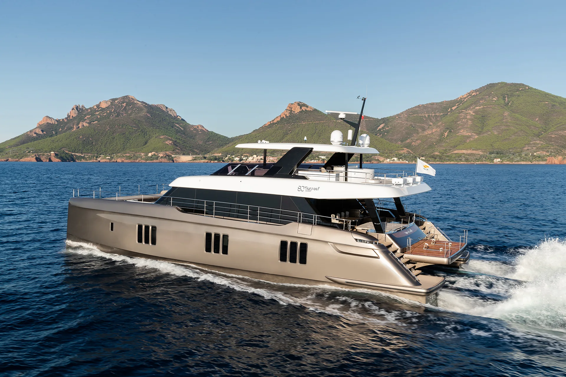 80 SUNREEF POWER - Image 1