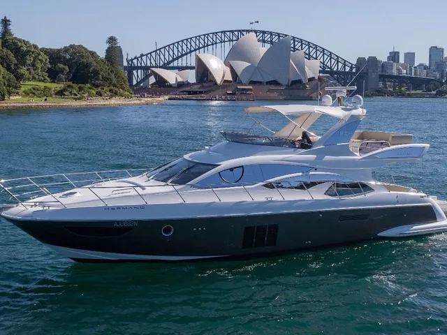 AZIMUT 60 FLYBRIDGE