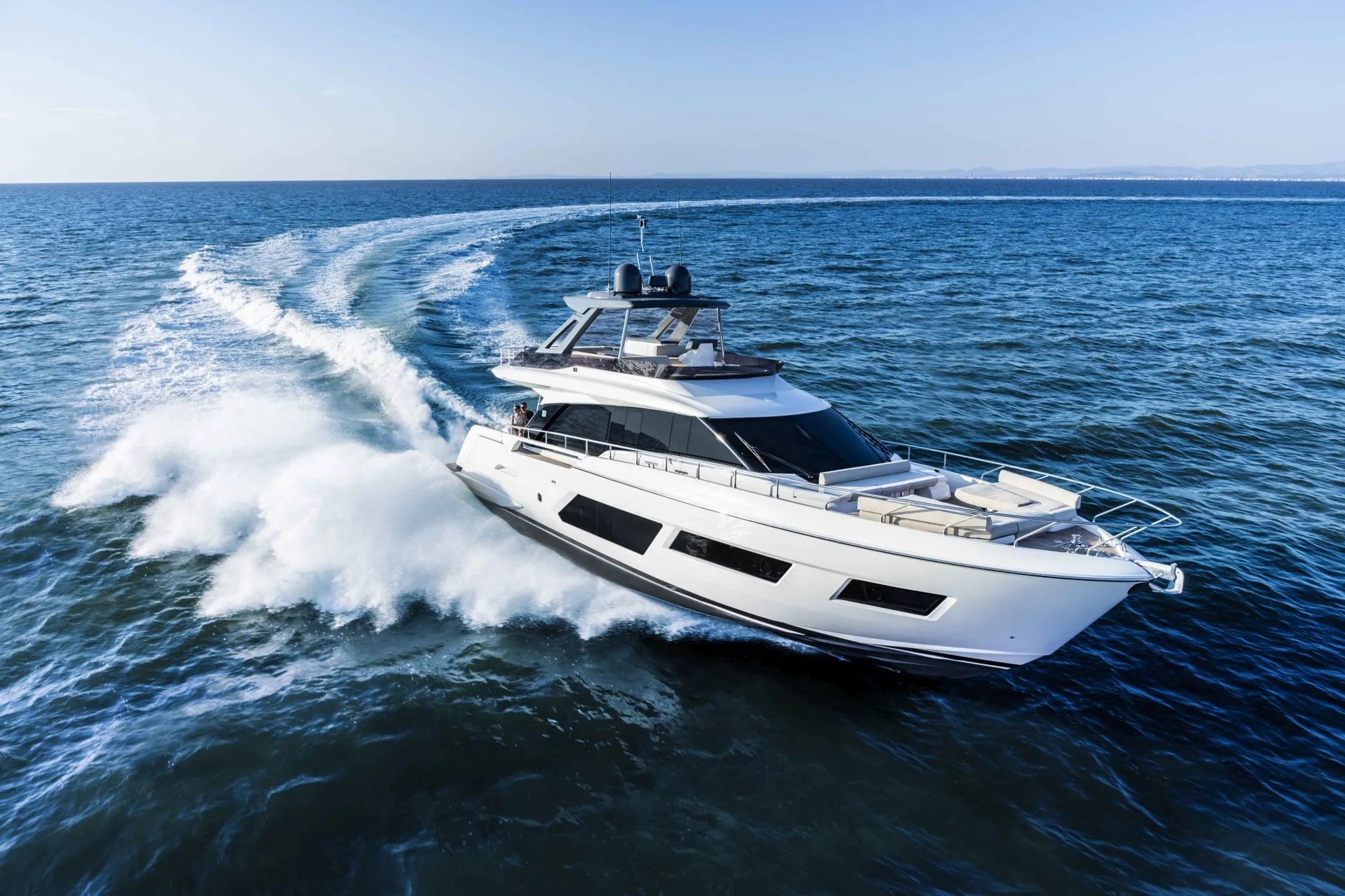 FERRETTI YACHTS 670 - Image 1