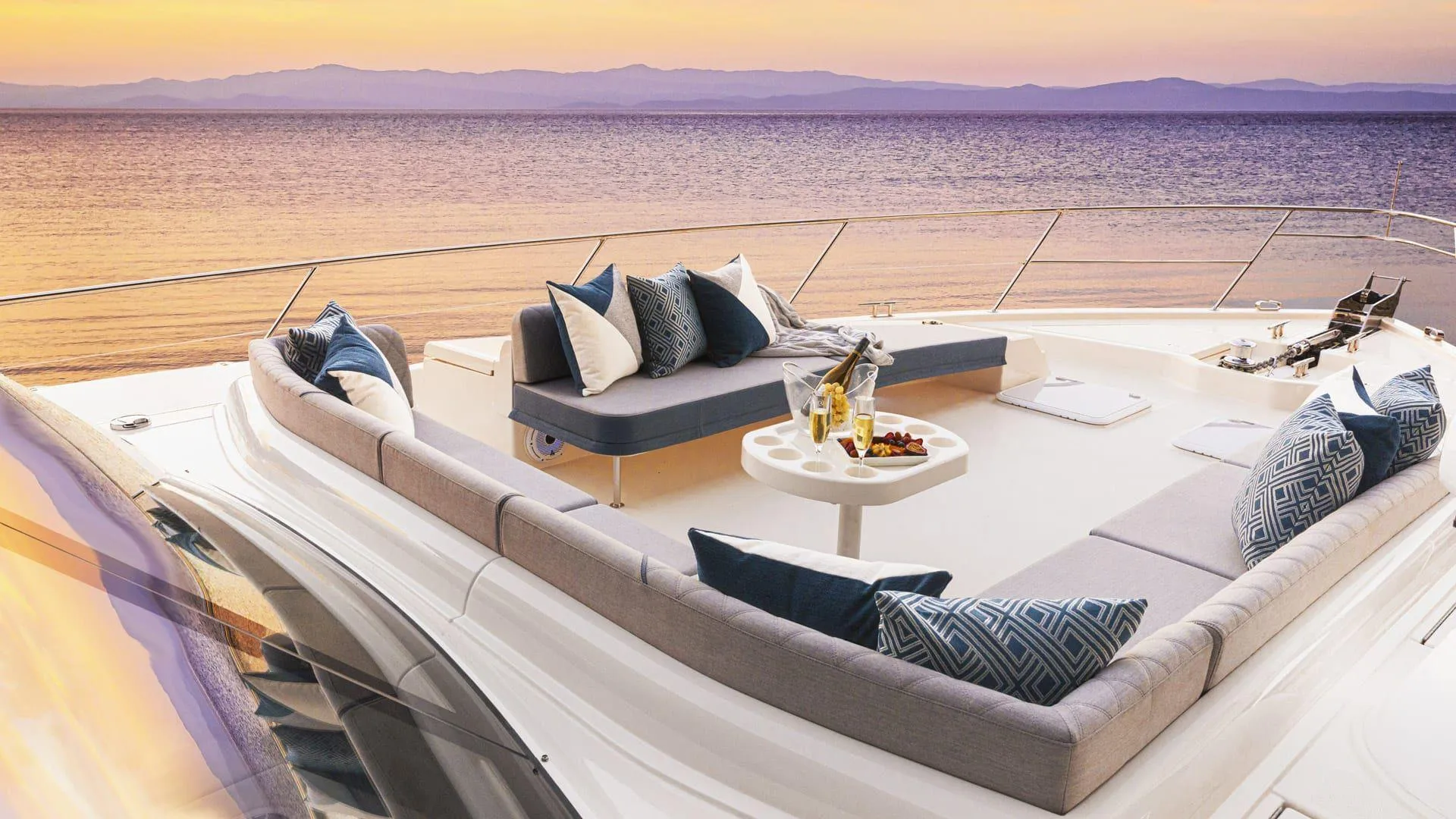 RIVIERA 64 - Image 3