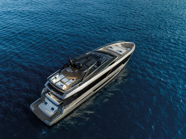 RIVA 102’ CORSARO SUPER
