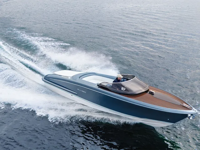 RIVA EL-ISEO