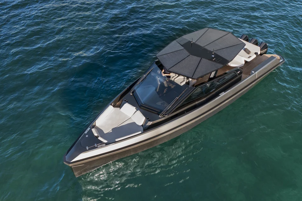 Yacht image 3
