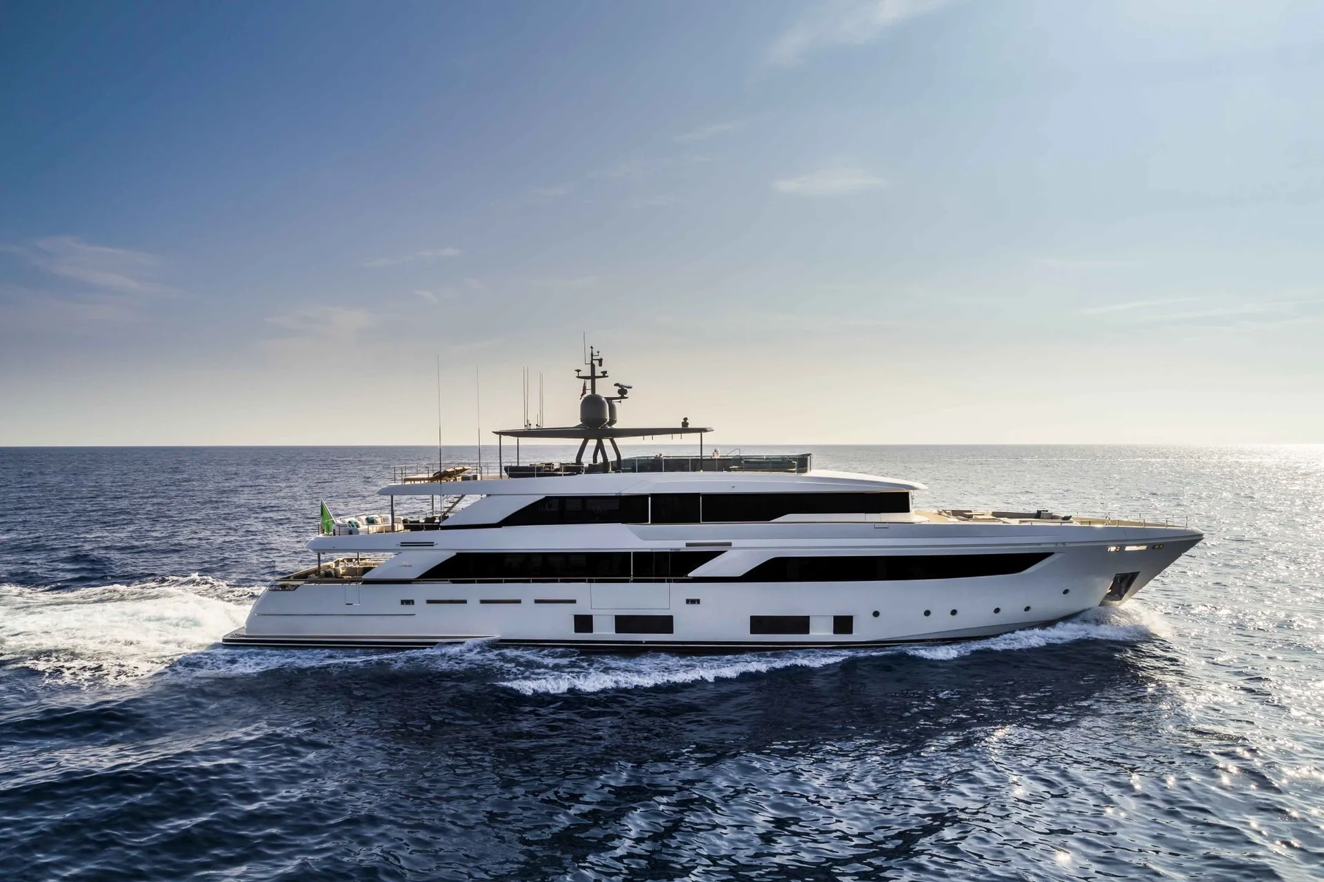 CUSTOM LINE NAVETTA 42 - Image 1