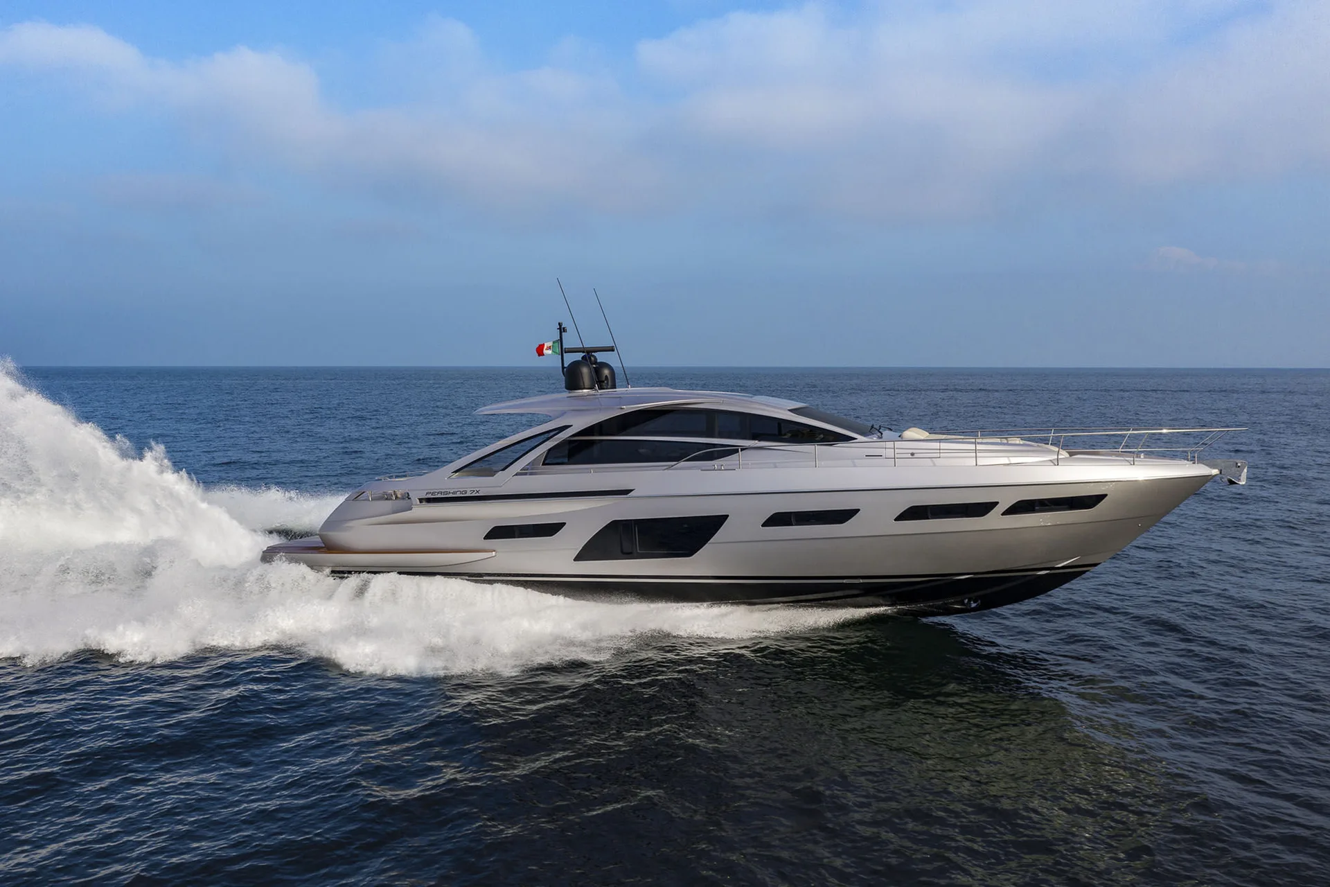 PERSHING 7X - Image 1