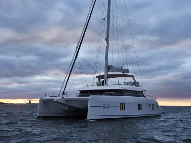 SUNREEF 60