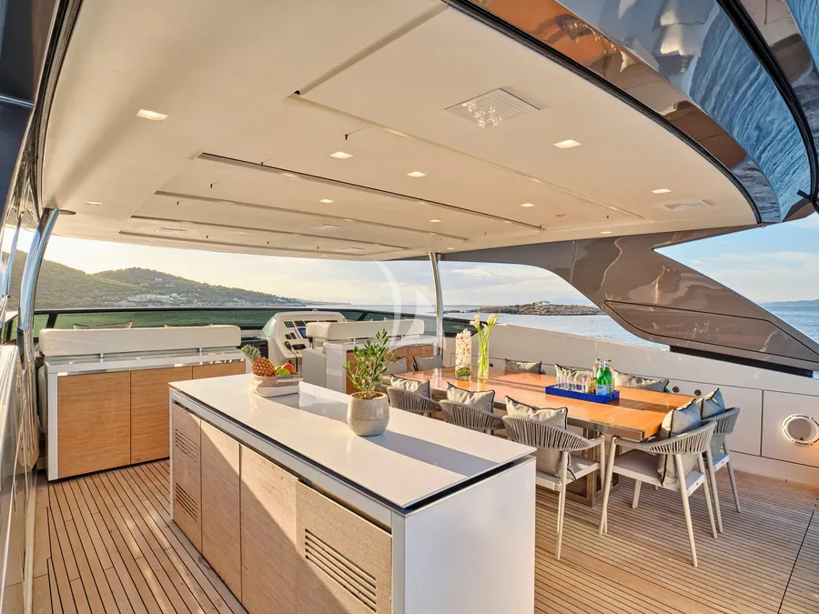 GOLDEN YACHT, photos 5