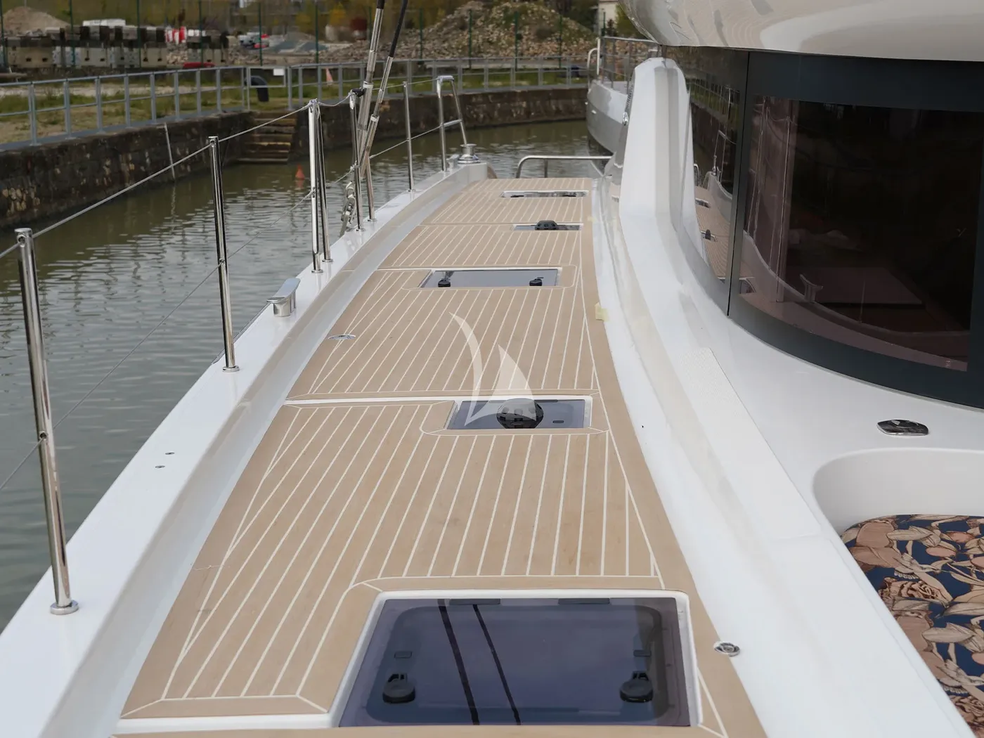 NAMA, on deck 1