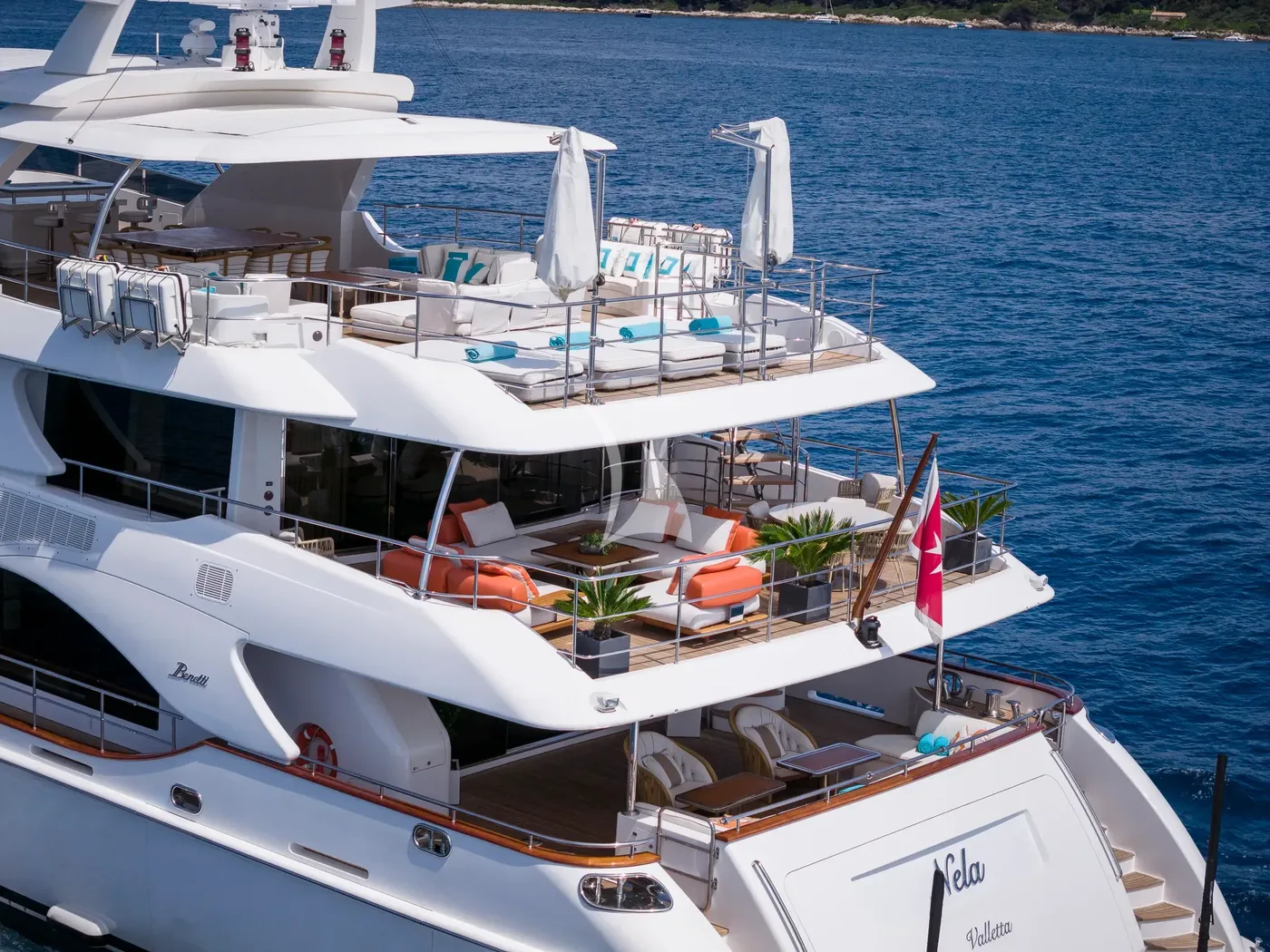 NELA, on deck 1