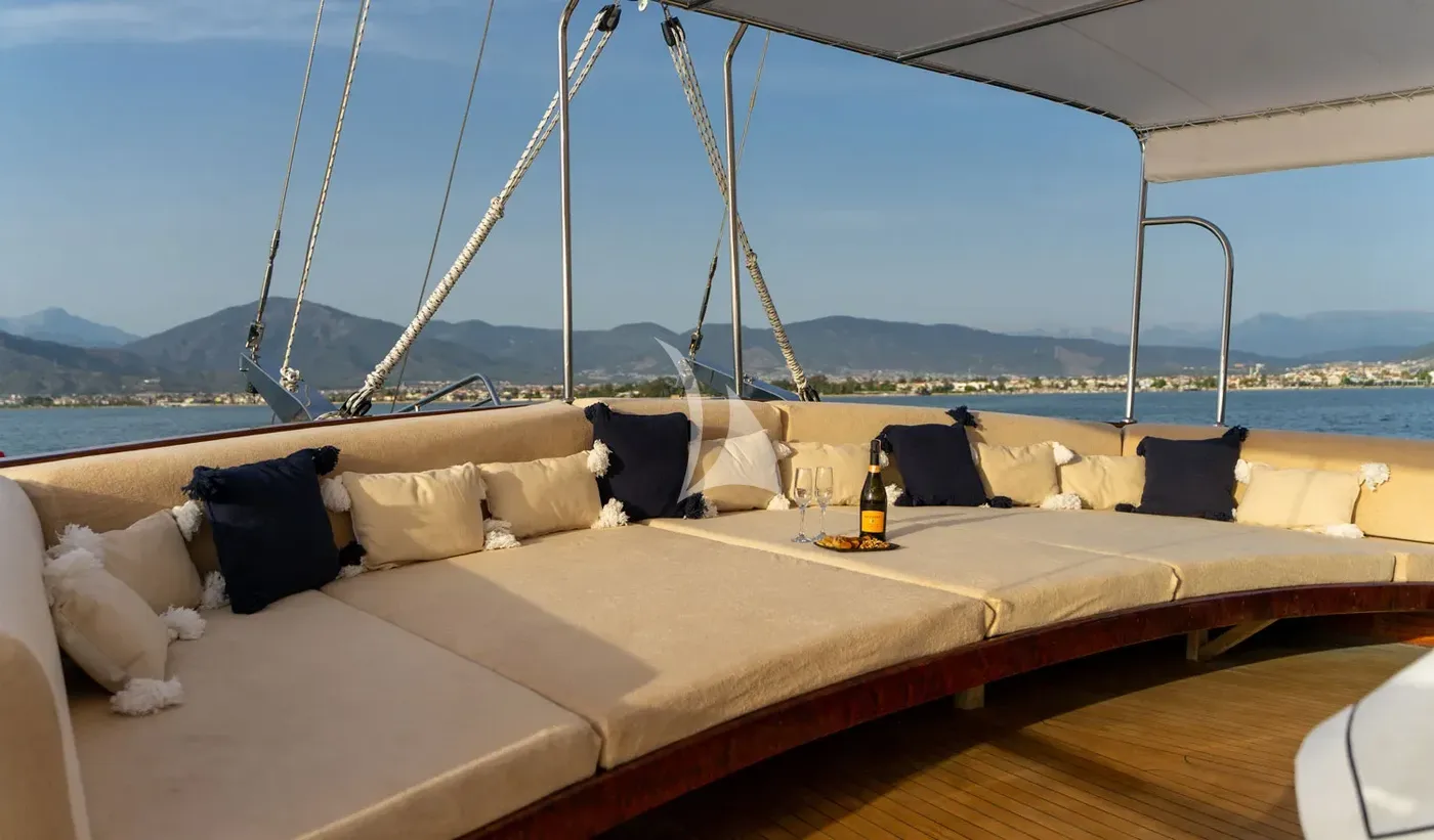 HAPPY DAYS, on deck 2