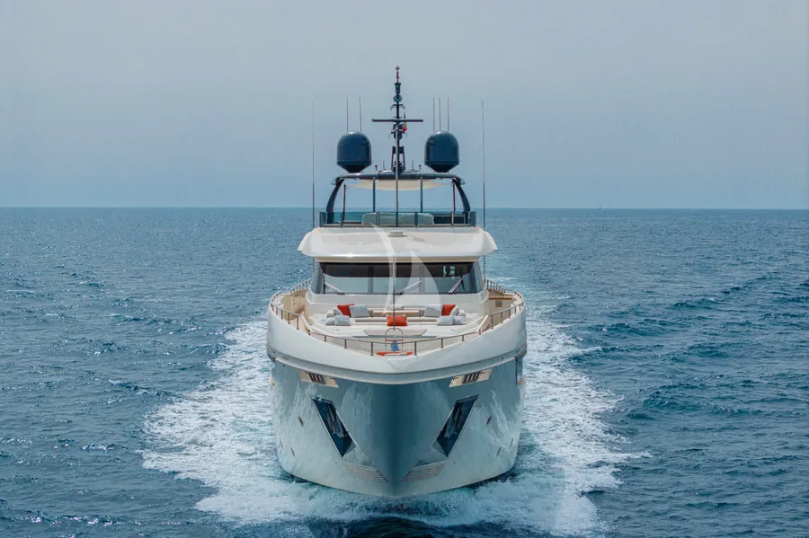 DIANA II, photos 4