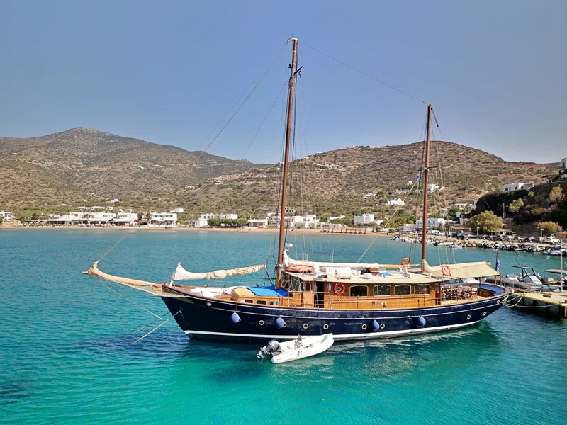 APHRODITE, all photos 5