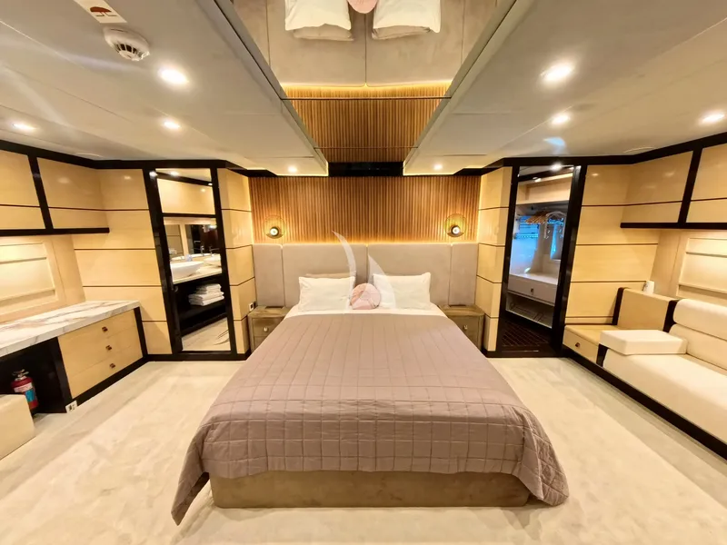 PERLA DEL MARE, cabins 4