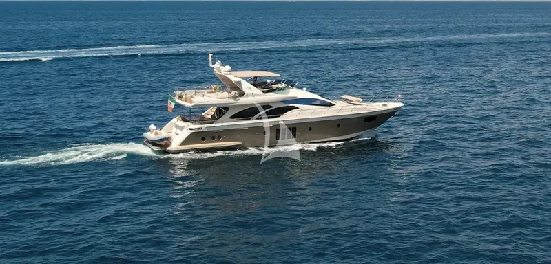 FOREVER ROSANNA, on deck 6
