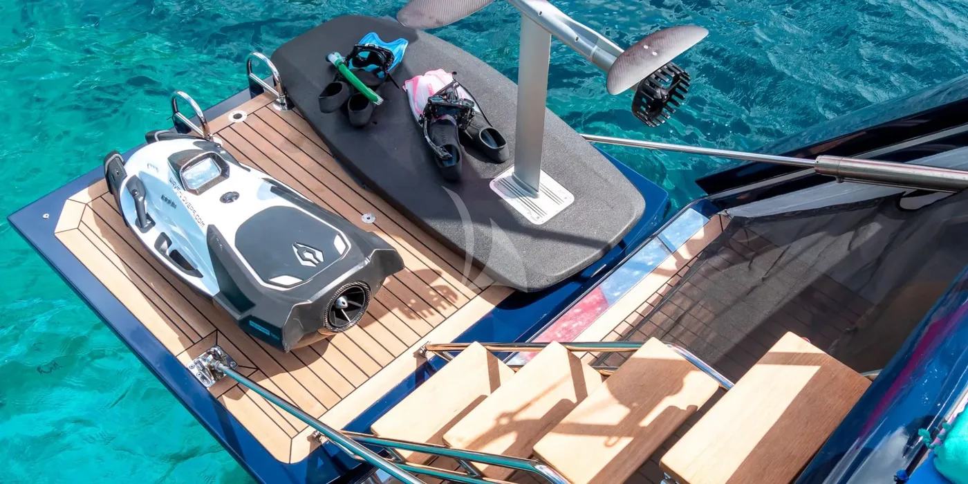STELLA OF RORC, watertoys 1