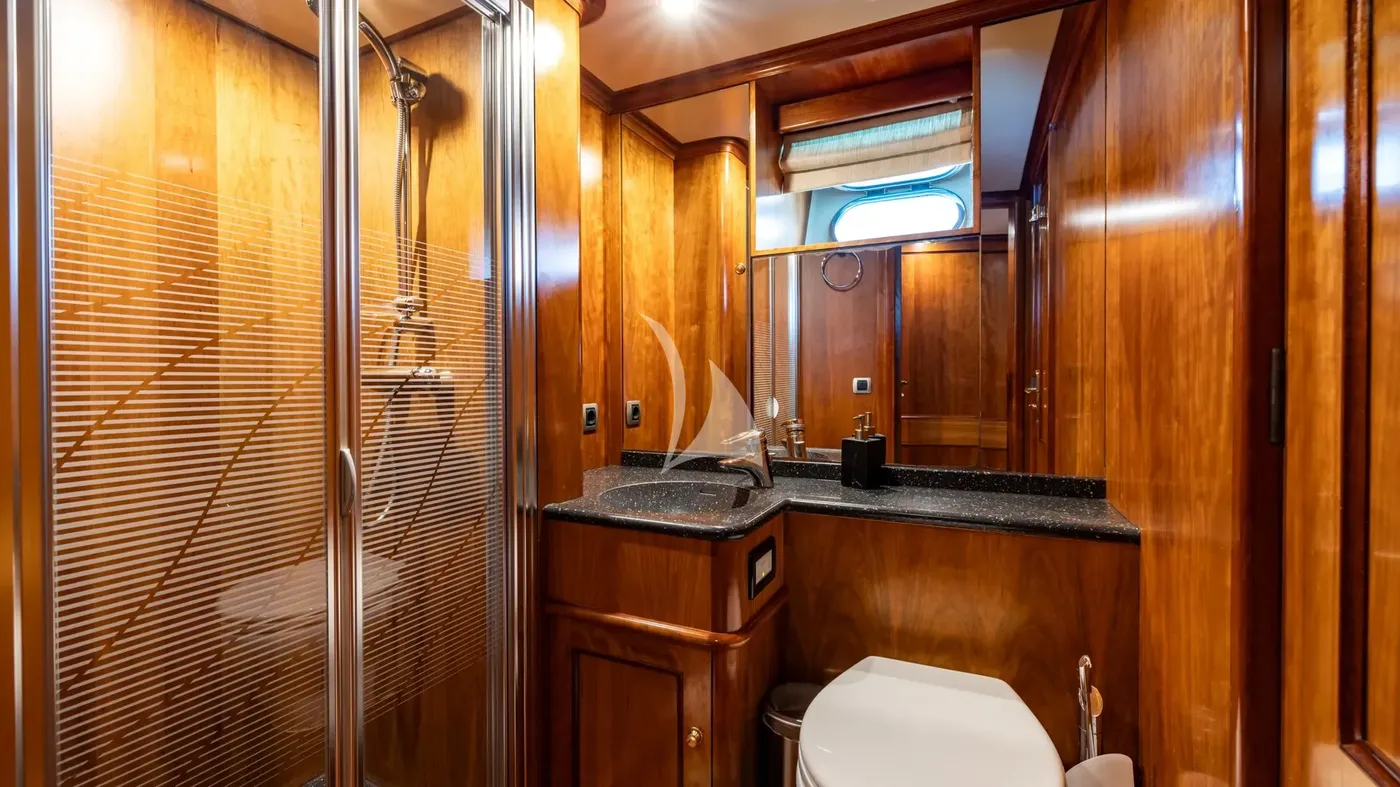 SEA BREEZE II, cabins 1