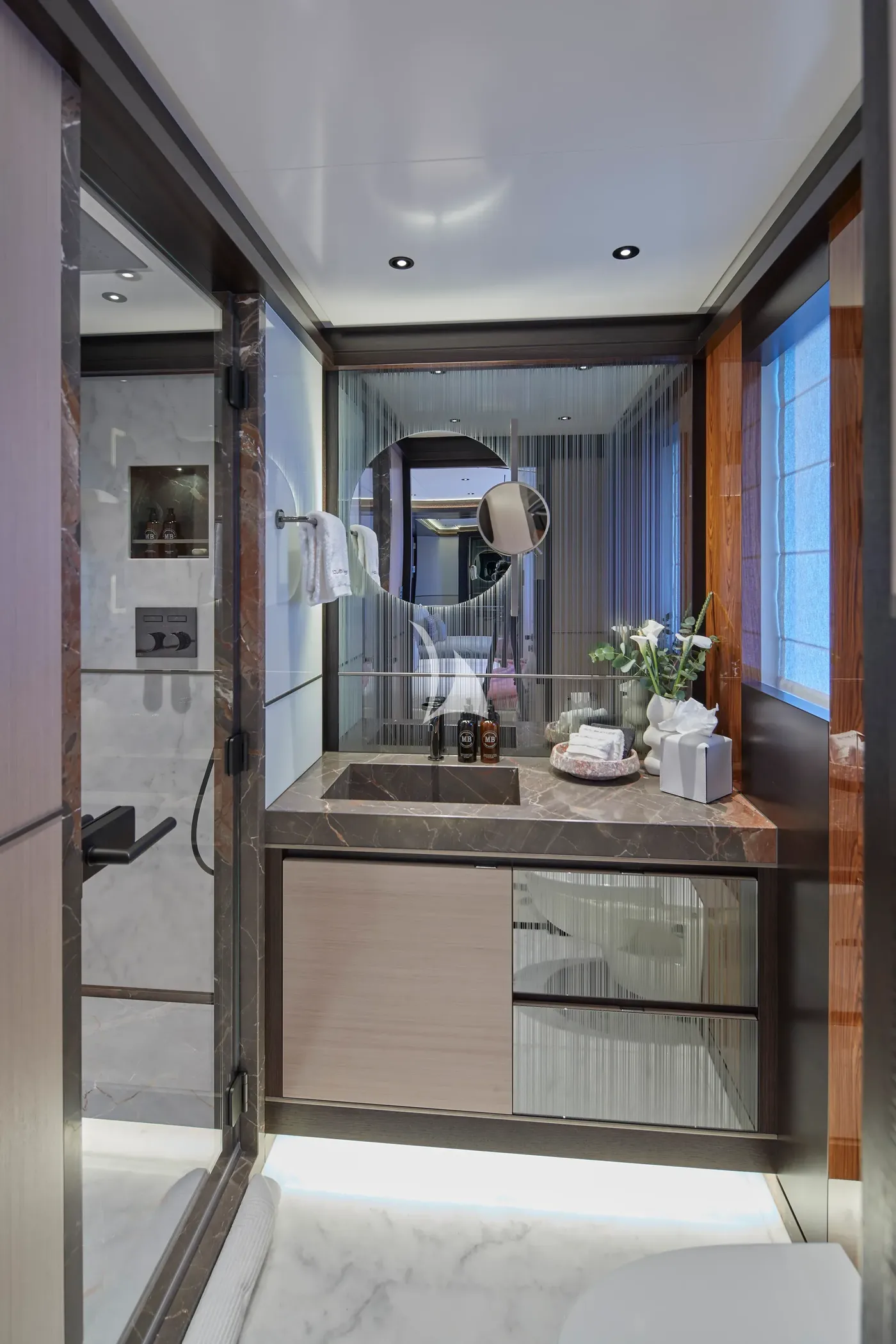 SOLEMATES, cabins 1