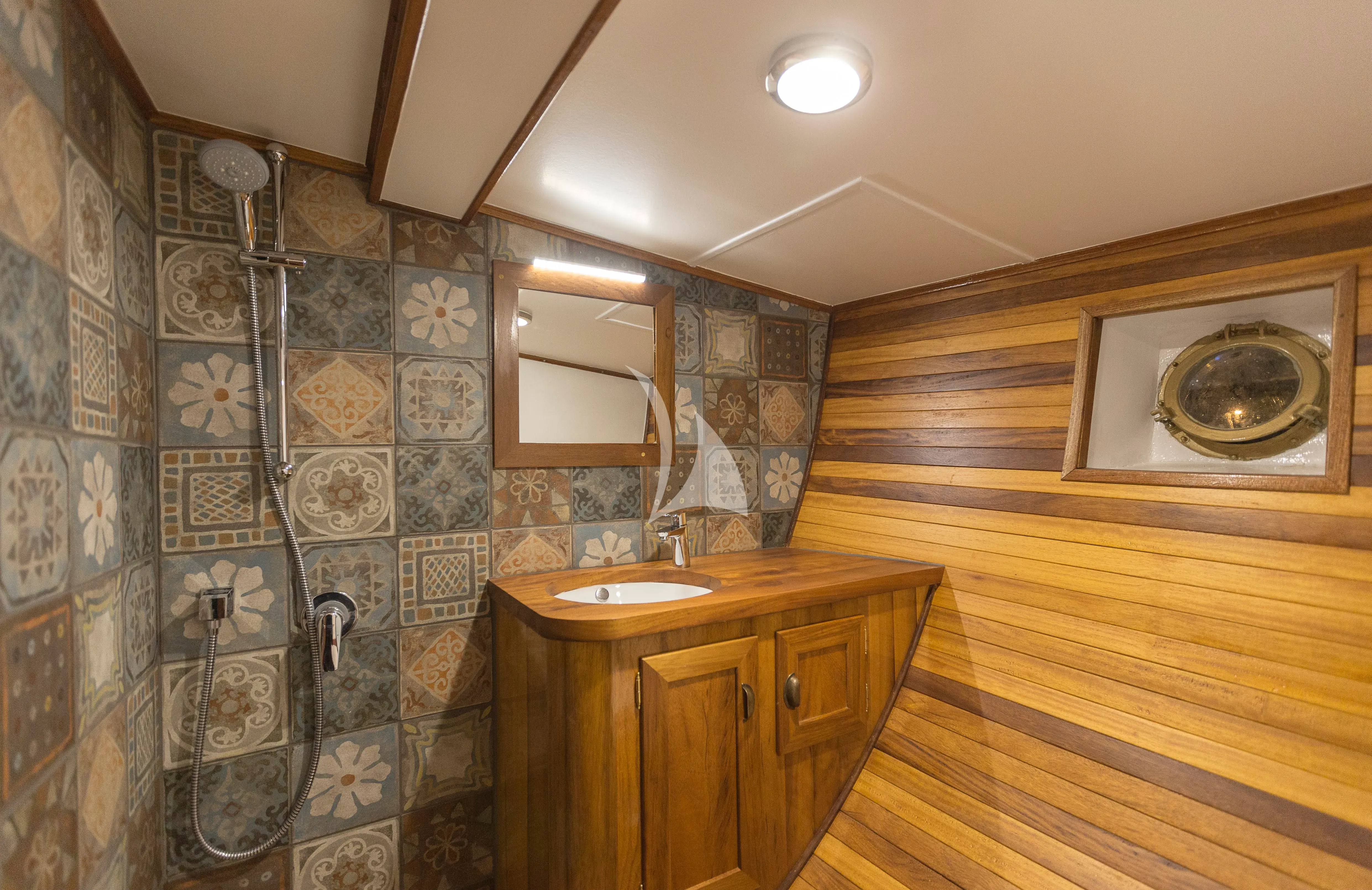 Cabin photo 13