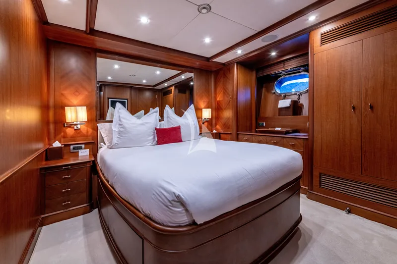 SEA BLUEZ, cabins 2