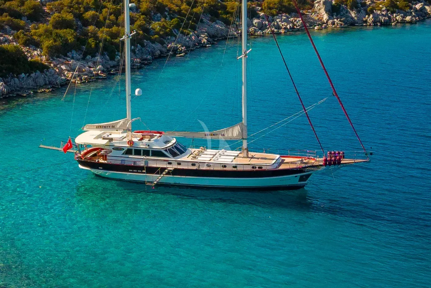 SERENITY 86, all photos 1