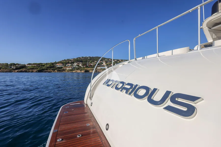 NOTORIOUS, photos 6