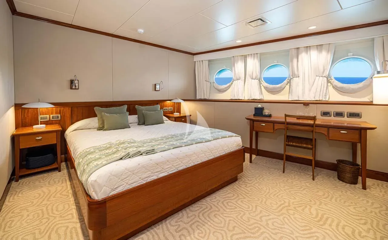 ASTERIA, cabins 2