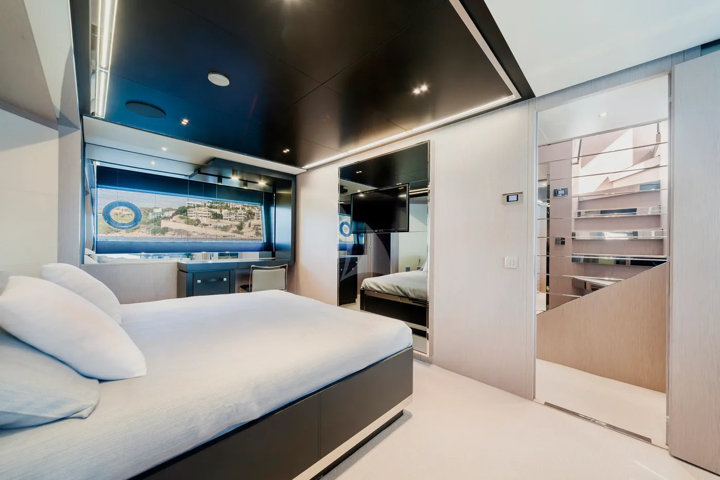 BARRACUDA III, cabins 1