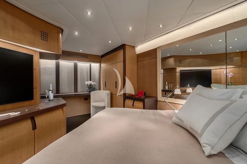 ONE, cabins 2